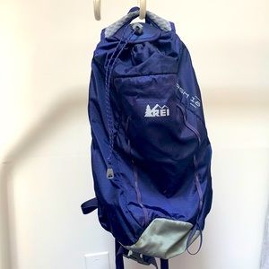REI Flash 18 day pack